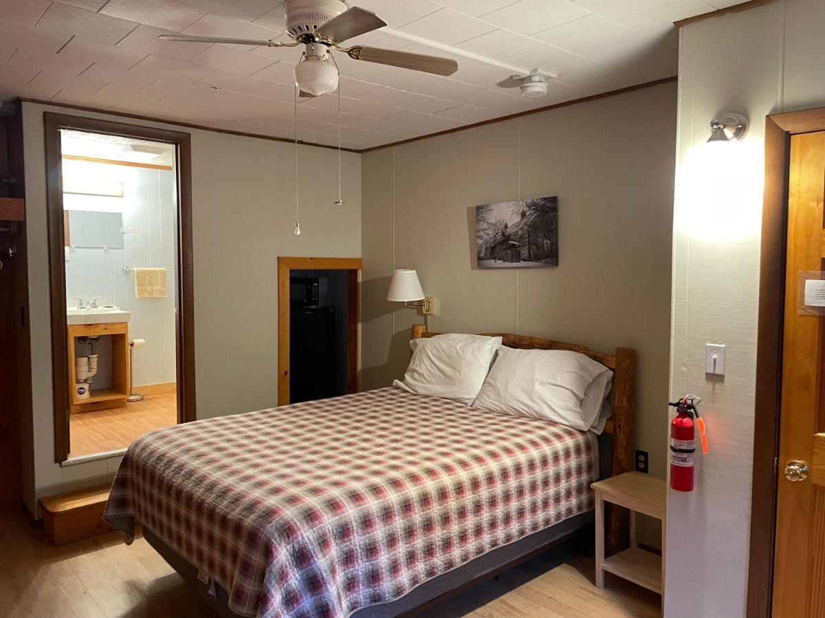 Mountain View Motel & Campground Stratton Экстерьер фото